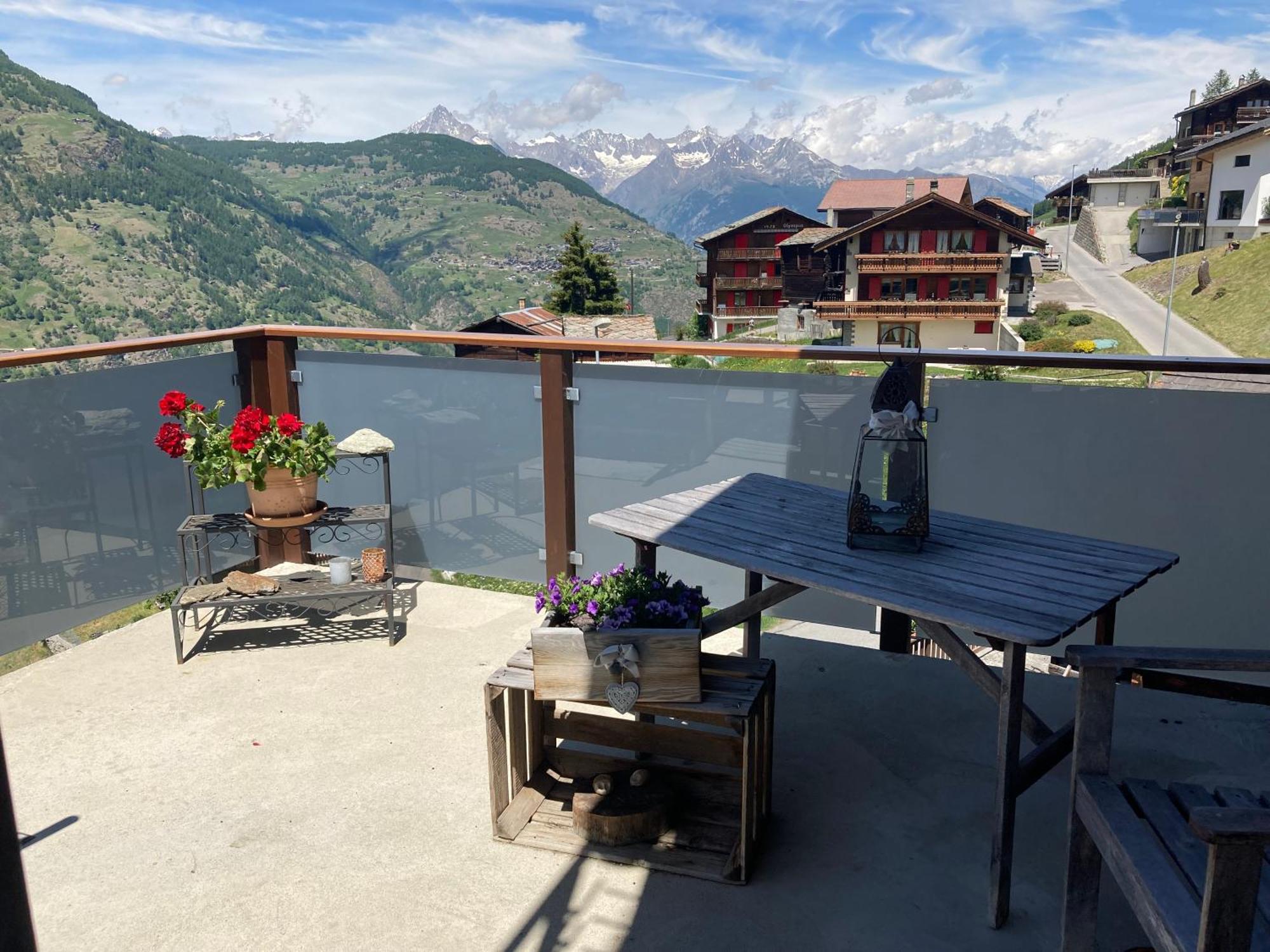 Haus Dorfblick Apartman Grächen Kültér fotó